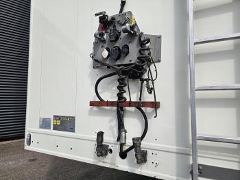 knapen K200 KT01 / 60 m3 / 2 x LIFT AXLE